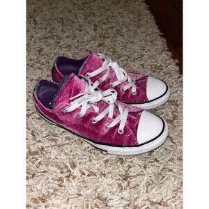 Converse All Star Low Top Pink Velvet Like Girl's size 4
